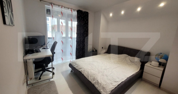 Apartament cu 3 camere, 77 mp, zona Sopor