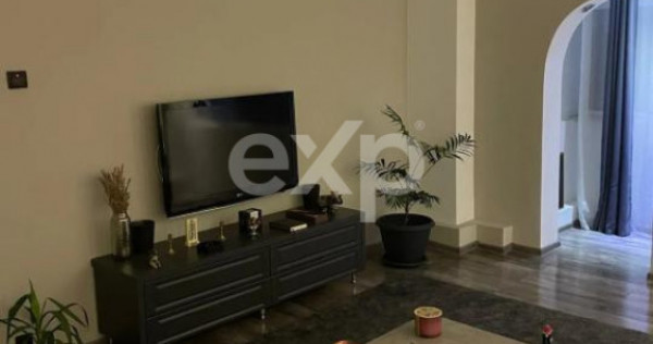 Apartament 3 Camere Decomandat, 80 mp, Etaj 2 - Zona Clubul