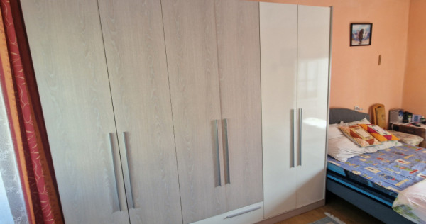 Casa individuala de vanzare cu 4 camere si teren de 800 mp -