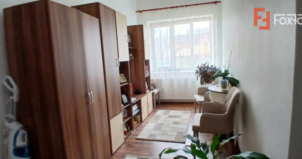 Casa individuala cu 4 camere si teren 925 mp in Sanandrei