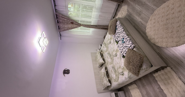 Apartament de v&acirc;nzare + Balcon