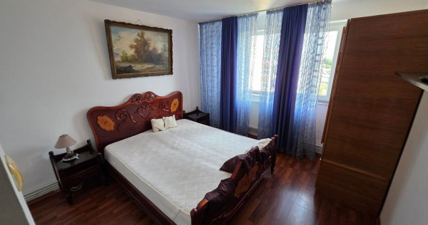 Apartament 2 camere transformat in 3 camere zona KM 4-5