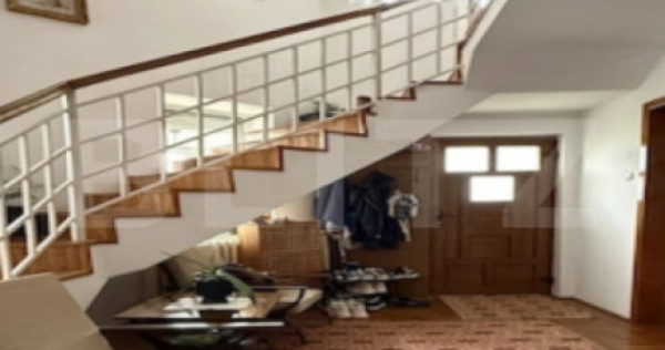 Casa cu 4 camere Ultracentral