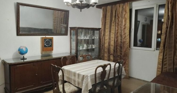 Apartament 3 camere, Piața Rahovei, etaj 3/4