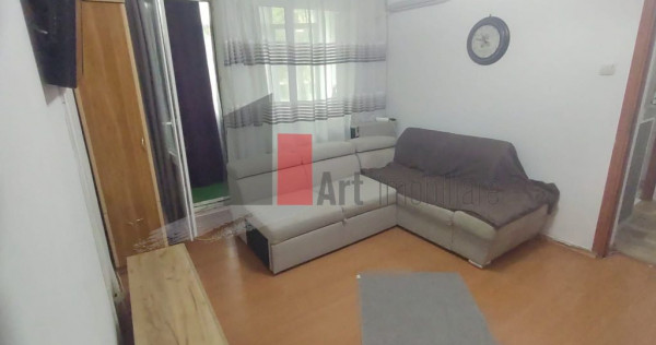 V&acirc;nzare apartament 2 camere Nițu Vasile