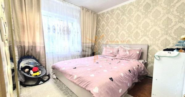 Apartament de v&acirc;nzare de 2 camere - INEL II
