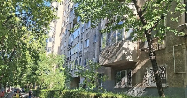 Apartament 3 camere decomandat | Bd. Gheorghe Șincai nr. 14 | Etaj 2.