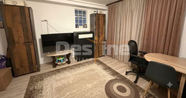 Apartament 3 camere de &icirc;nchiriat | Giulești &ndash; Maternitatea Giulești