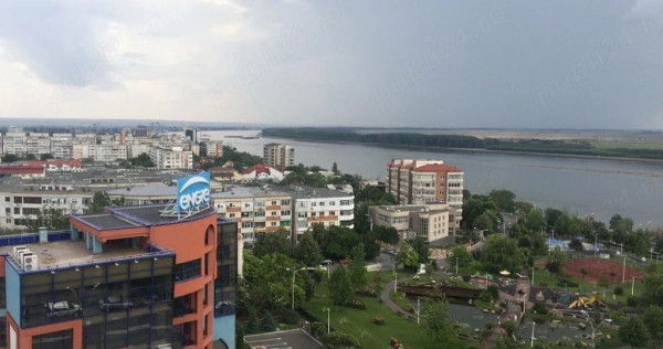 De inchiriat apartament 1 camera faleza Dunarii, et. 9, 1400 lei
