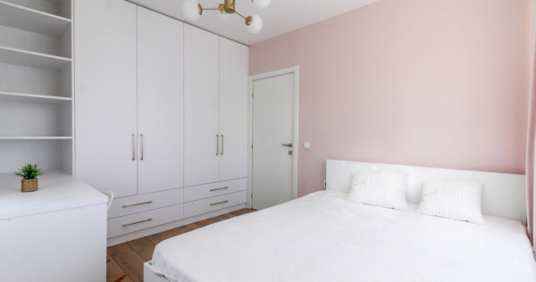 Vanzare 3 camere, baie cu geam, zona Petrom Calea Baciului,