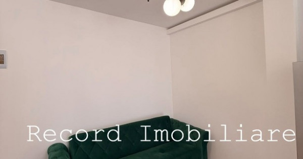 Prima inchiriere 2 camere Str.Eroilor blocurile albe
