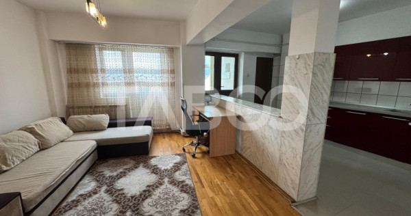 Apartament de inchiriat cu 5 camere 2 bai bloc cu lift Turni