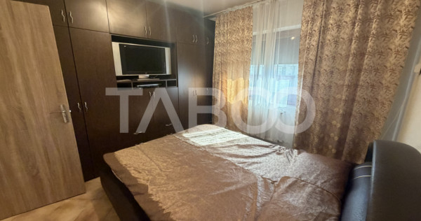 Apartament decomandat 80 mpu 3 camere 2 bai etaj 2 zona 1 De
