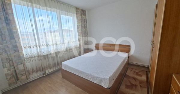 Apartament de vanzare cu 3 camere si balcon Mihai Viteazul l