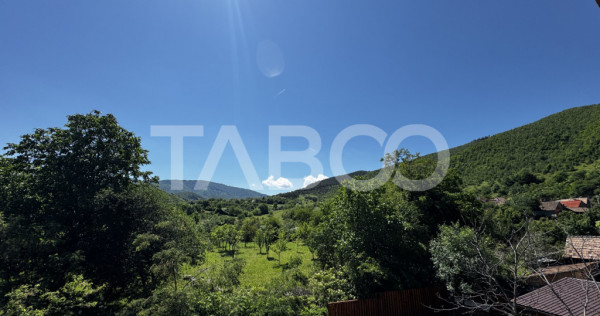 Casa de vis la munte 7 camere 5 bai ciubar teren 558 mp Rasi
