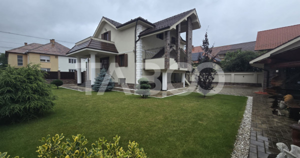Casa individuala cu 10 camere de vanzare in zona Lupeni Sibi