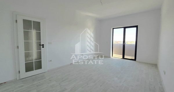 Apartament nou cu 3 camere de vanzare, bucatarie inchisa, Calea Urseni
