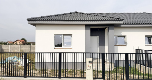 Duplex cu 3 camere cu toate utilitatile - drum asfaltat - Mo