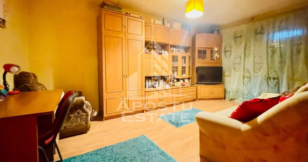 Apartament 3 camere decomandat - zona Vlaicu 5 Colturi