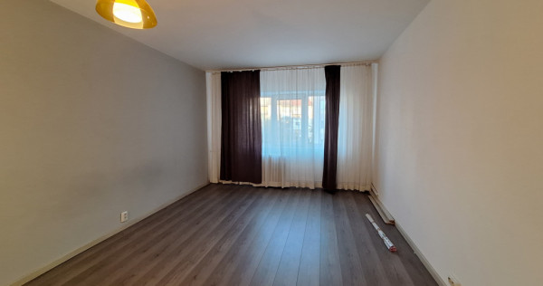 Apartament 3 camere - spatios si renovat - 68 mp - zona Doro