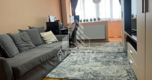Apartament cu 2 camere de vanzare, cu boxa zona Cetatii, in Timisoara
