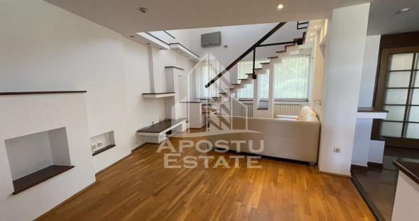 Casa de inchiriat, 4 dormitoare, 3 bai, garaj, curte, zona Lipovei.