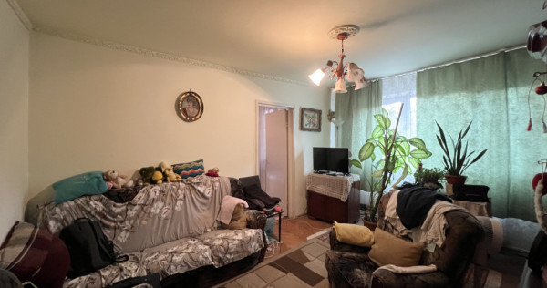 Apartament cu 3 camere, 47 mp utili, etaj 2 - zona Girocului
