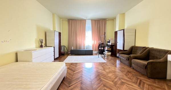 Apartament 1 camera, 42 mp utili, etaj 3, lift - zona Medici