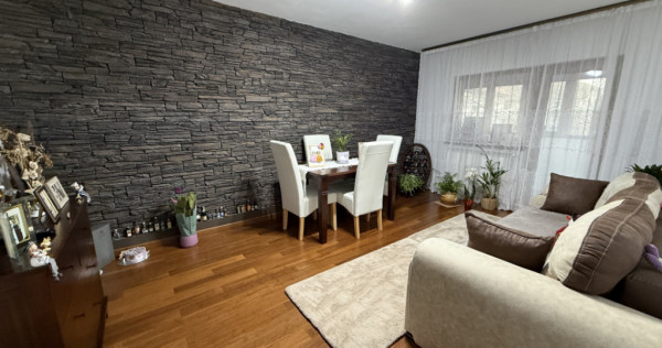 Apartament 4 camere, decomandat, etaj 3, mobilat si utilat -