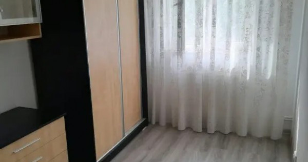 Apartament de inchiriat 3 camere Central