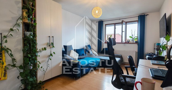 Apartament cu 2 camere de vanzare, centrala proprie, zona Aradului