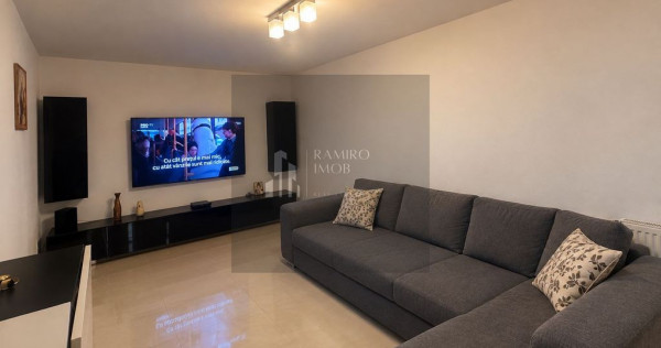 De vanzare apartament 2 camere, decomandat, Tineretului