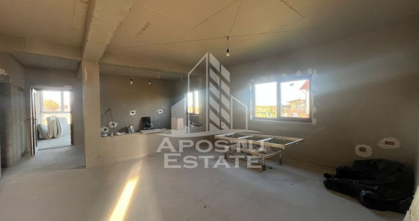 Casa de v&acirc;nzare cu 4 camere/F&acirc;nt&acirc;nele/140 mp/