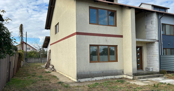 Casa P M de in sat. Garoafa
