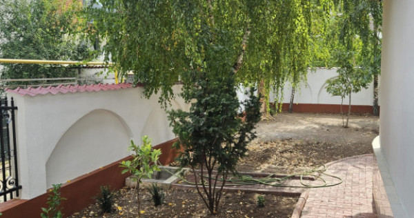 Vila premium 7 camere de inchiriat Herastrau