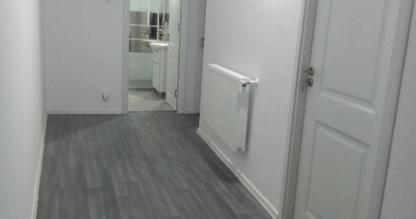 Casa noua Parter si Etaj zona centrala