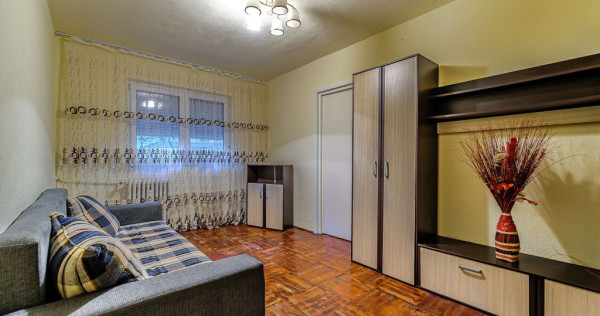 Apartament primitor cu două camere, zona Vlaicu