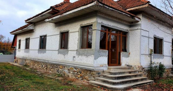 Casa cocheta, situata în Târgu Jiu, Bld Ecaterina Teodoroi