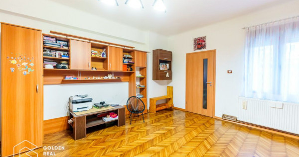 Apartament 3 camere, la casa in centrul Aradului, comisio...