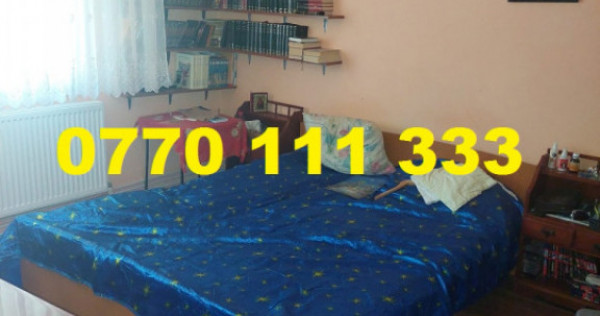 Apartament 3 camere decomandat, zona Vidin.