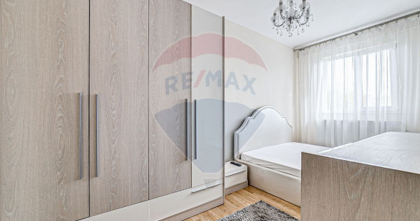 Apartament cu 3 camere de vânzare în zona Micalaca, Inv...