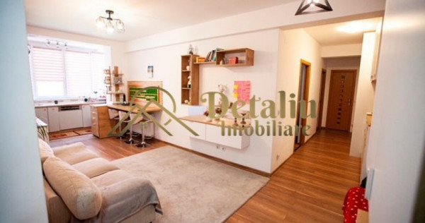 Apartament cu 3 camere, Centru