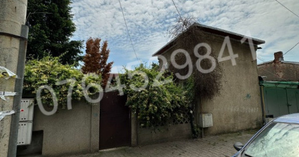 Casa curte,3 camere,p+pod,50 mp utili,Teiul Doamnei-Grigore Ionescu 60