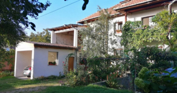 Casa individuala zona 0 central 7 camere teren 364 Sibiu