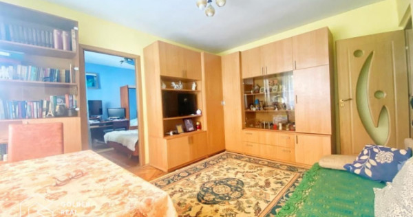 Apartament 2 camere, semidecomandat, Calea Sagului