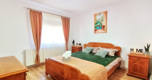 Cazare apartament regim hotelier Alba Iulia:2 camere+living