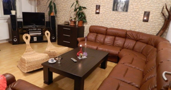 Apartament 2 camere , semidecomandat situat in zona Lipovei