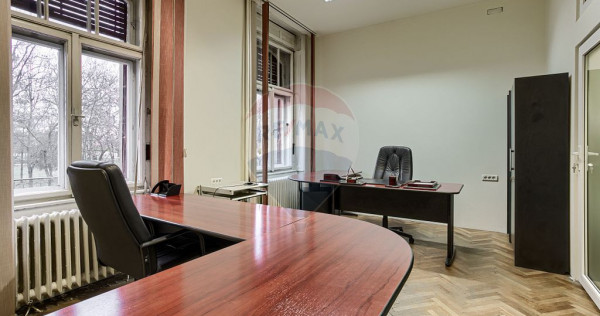 Spațiu birouri 42 m² de închiriat lângǎ Tribunal