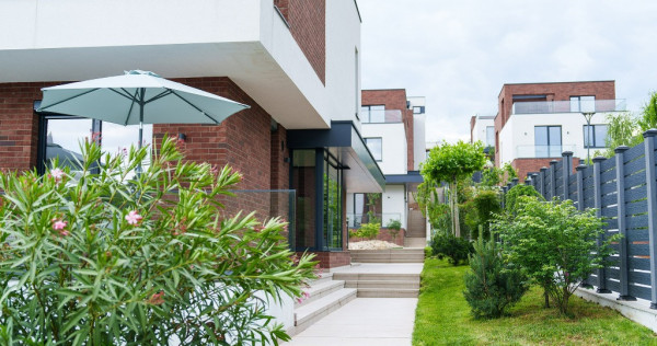 Vilă de lux pe malul Lacului Snagov | Marină privată | 230 mp utili
