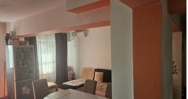 Dacia- Apartament 4 camere, 2 balcoane, etaj intermediar